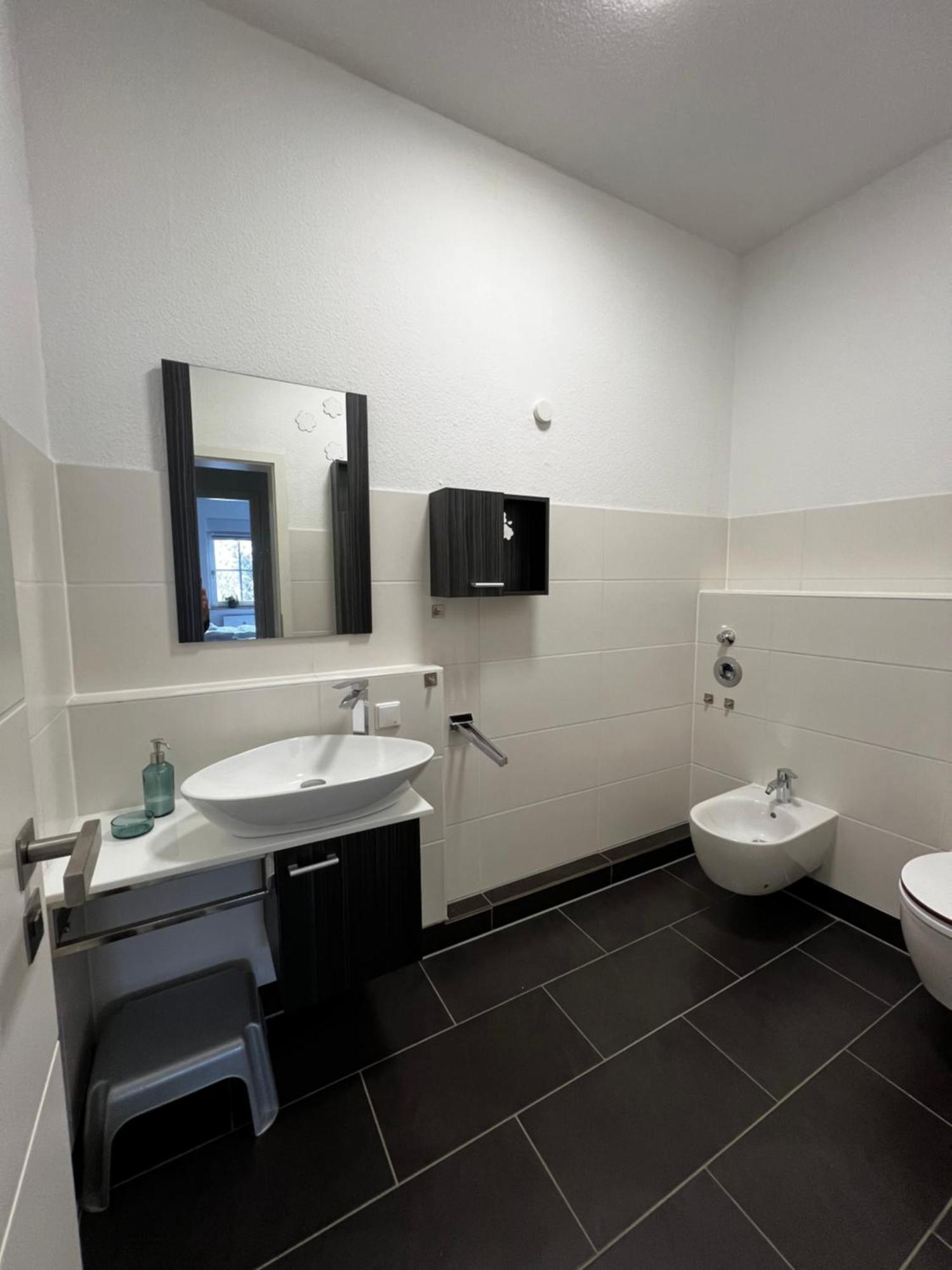 Marlei 6 Apartment Mit 3 Schlafzimmern, Gemuetlichen Wohnbereich, Mit 2 Wcs Markranstadt Bagian luar foto